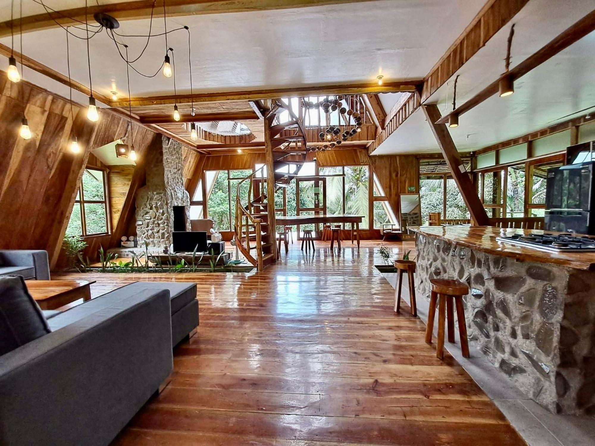 Camiguin Volcano Houses - A-Frame House Mambajao Εξωτερικό φωτογραφία