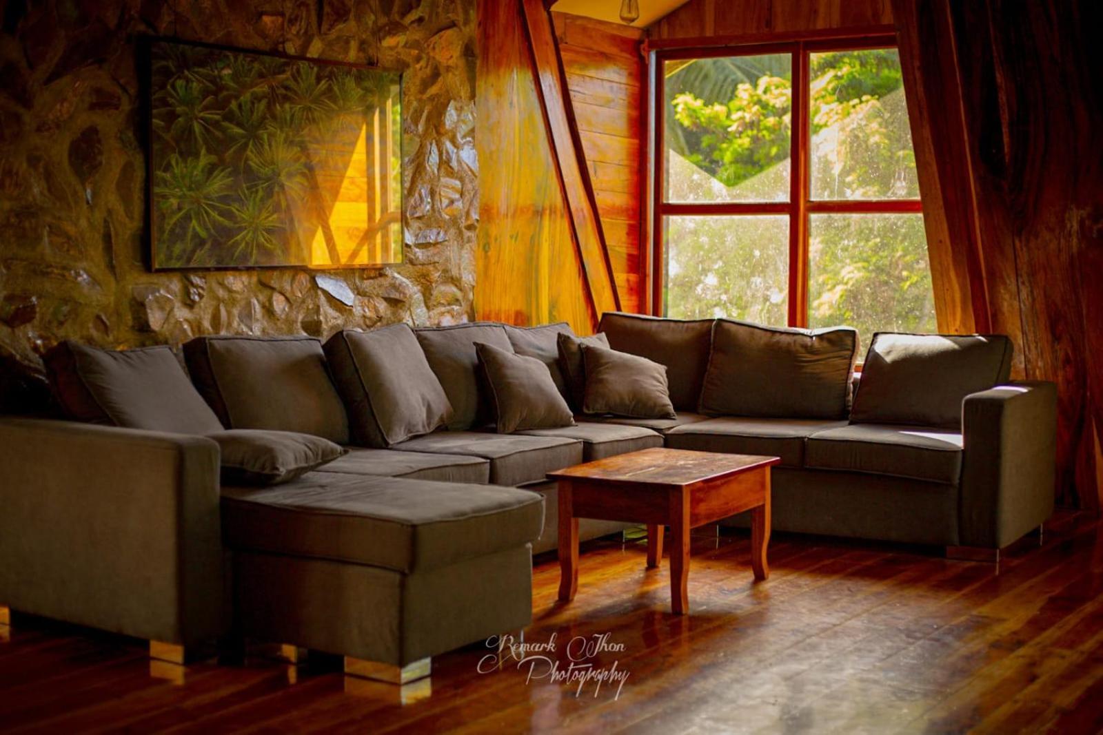 Camiguin Volcano Houses - A-Frame House Mambajao Εξωτερικό φωτογραφία